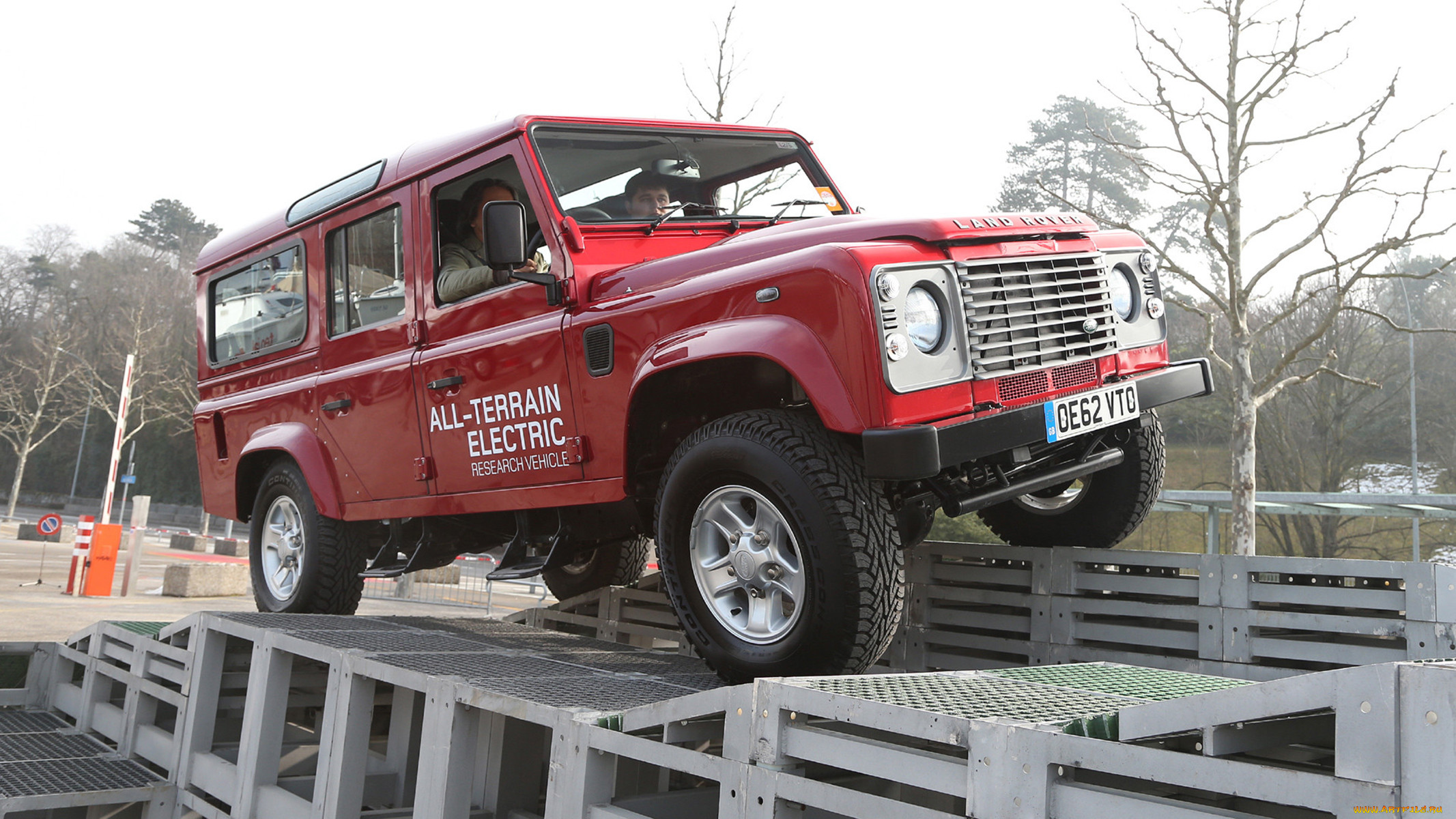 land-rover electric defender concept 2013, , land-rover, electric, defender, 2013, concept